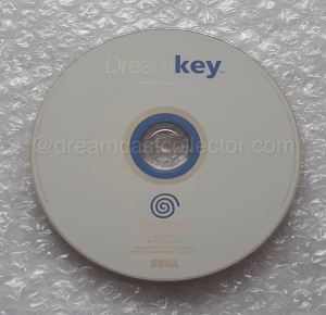 The Australian DreamKey at, first glance, looks almost identical to the original edition of the software released in Europe. The main visual difference is it omits the French & Spanish text for obvious reasons and states Internet Browser Disc in English. It also dispenses with a PAL designation beginning with 833- or 832- and instead shows a Japanese serial of 673-01243 on the disc label.
