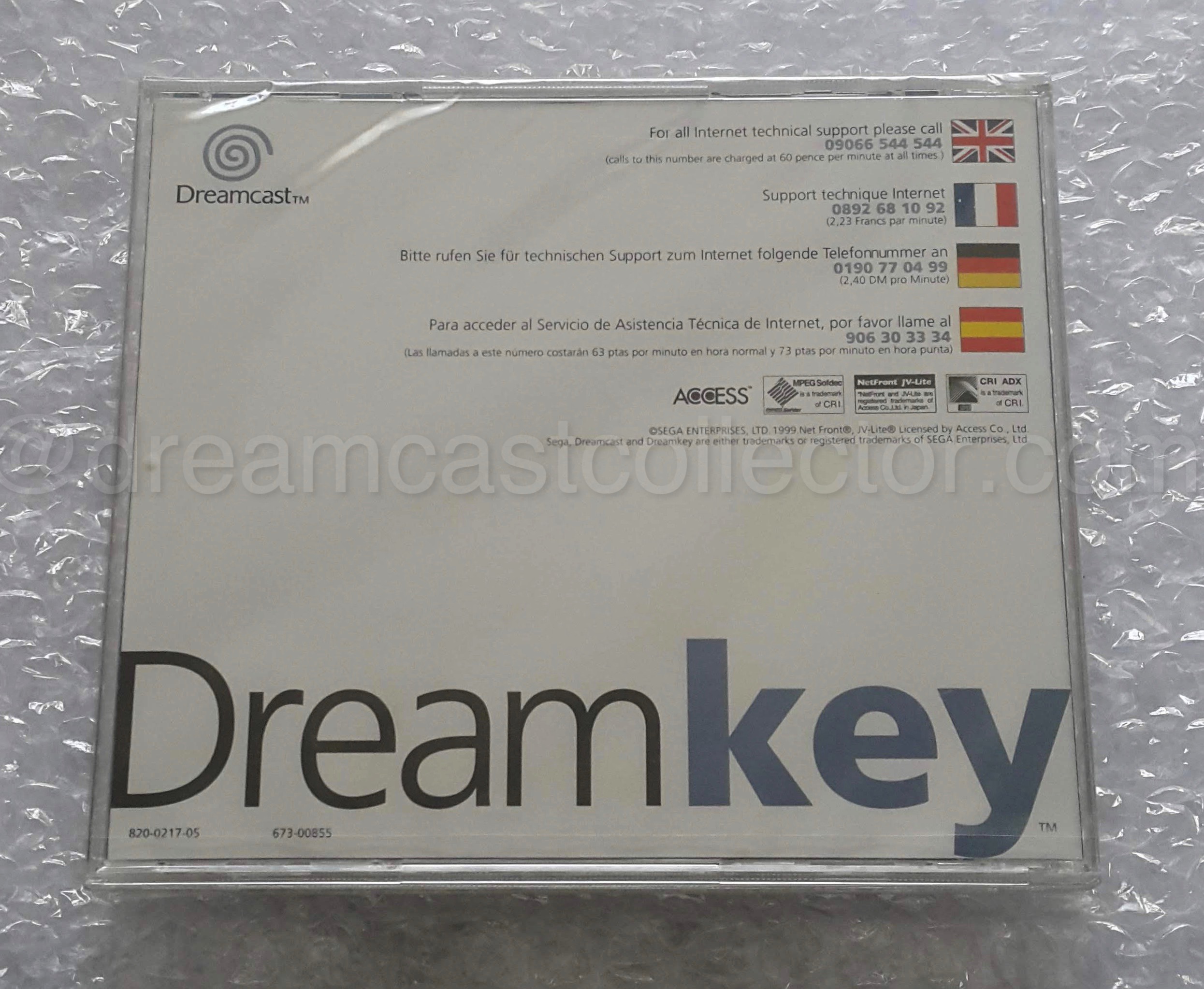 The reverse of the initial Dreamkey is as underwhelming as the front. Again, this is exactly the same as the later EMI-HOLLAND variant except, this version has both a PAL and NTSC J product code displayed at the bottom left corner, while the domestic version only features a PAL serial.